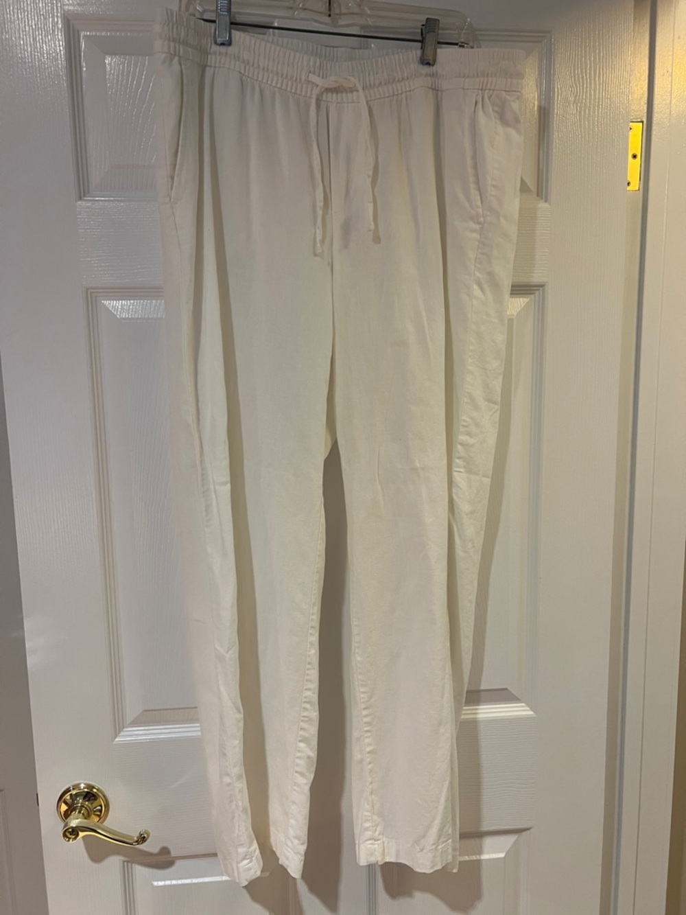Old Navy White Linen/Rayon Straight-Leg Drawstring Pants